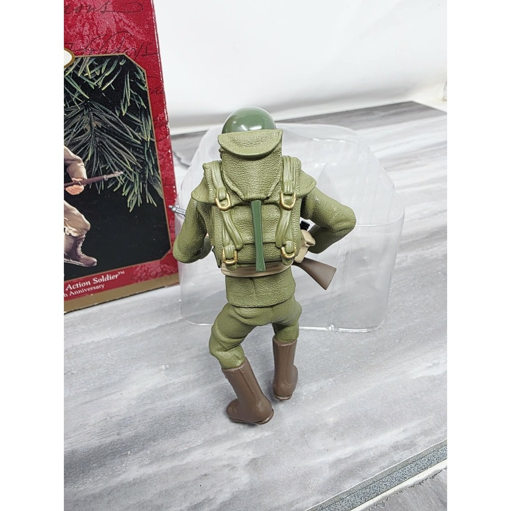 1999 Hallmark Keepsake Ornament G.I. Joe Action Soldier 35th Anniversary - Picture 4 of 8